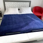 B&B Kelly Plus